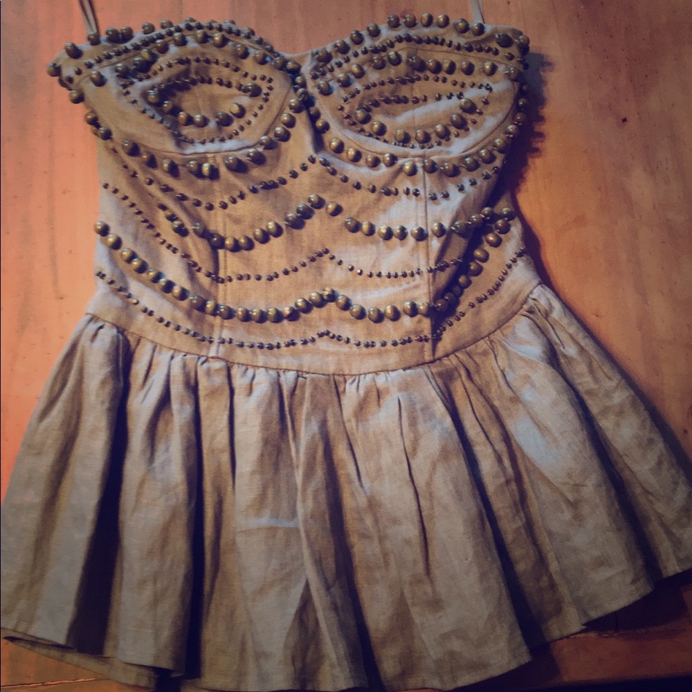 Peplum strapless top